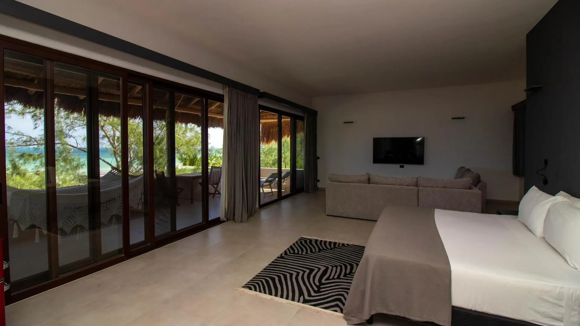 My Blue Hotel Holbox  ホルボックス島